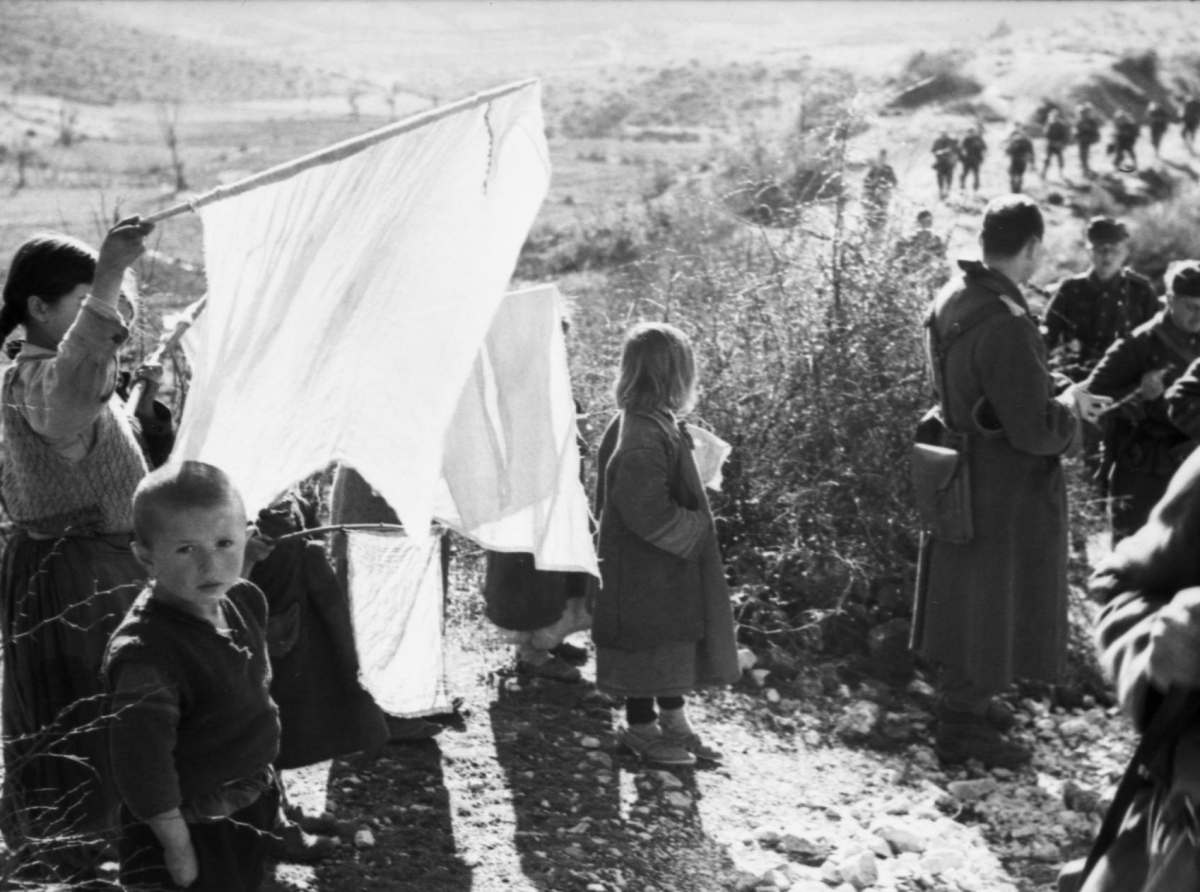 Η μικρή μας συμβολή σε μια μεγάλη νίκη ενάντια στους αρνητές εγκλημάτων του ναζισμού.